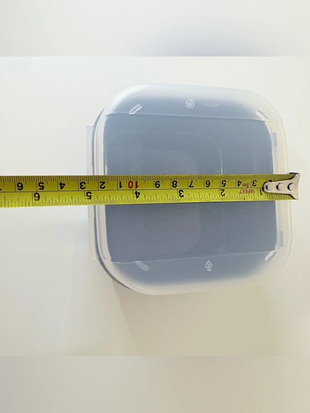 Tupperware Storzalot  black Clear Food Storage Container 4in/4in/3 in
